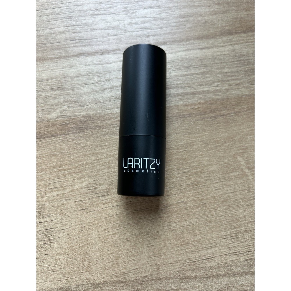 NEW LARITZY COSMETICS Light Stix Highlighter 0.31 oz HALO